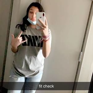 Meet your Posher, Gabriella